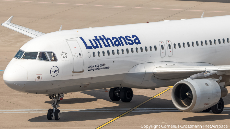 Lufthansa Airbus A320-211 (D-AIPL) | Photo 422926