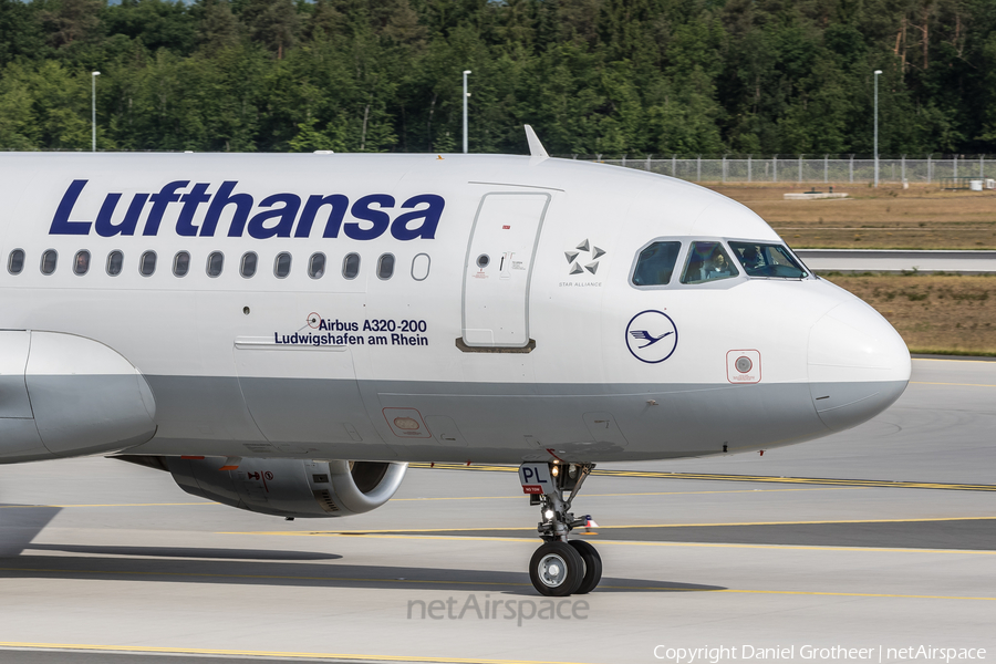 Lufthansa Airbus A320-211 (D-AIPL) | Photo 87176