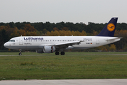 Lufthansa Airbus A320-211 (D-AIPL) at  Hannover - Langenhagen, Germany