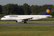 Lufthansa Airbus A320-211 (D-AIPL) at  Hamburg - Fuhlsbuettel (Helmut Schmidt), Germany