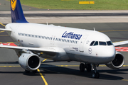 Lufthansa Airbus A320-211 (D-AIPM) at  Dusseldorf - International, Germany