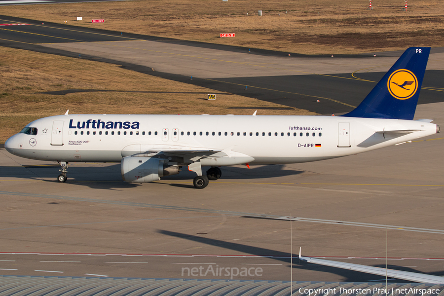 Lufthansa Airbus A320-211 (D-AIPR) | Photo 69599