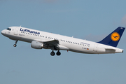 Lufthansa Airbus A320-211 (D-AIPR) at  Dusseldorf - International, Germany