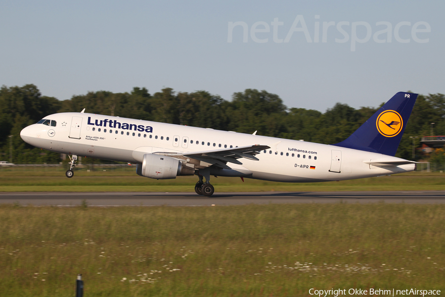 Lufthansa Airbus A320-211 (D-AIPR) | Photo 71386