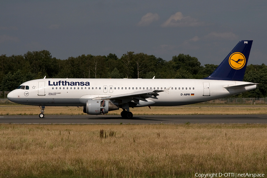 Lufthansa Airbus A320-211 (D-AIPR) | Photo 266615