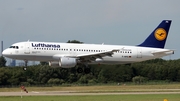 Lufthansa Airbus A320-211 (D-AIPS) at  Dusseldorf - International, Germany