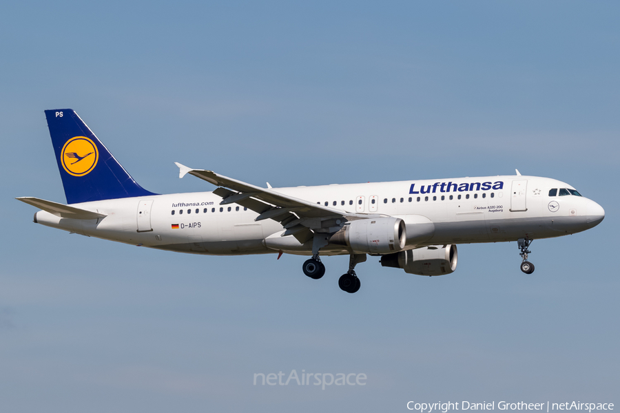 Lufthansa Airbus A320-211 (D-AIPS) | Photo 108873