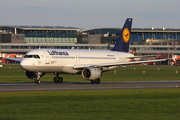 Lufthansa Airbus A320-211 (D-AIPS) at  Hamburg - Fuhlsbuettel (Helmut Schmidt), Germany