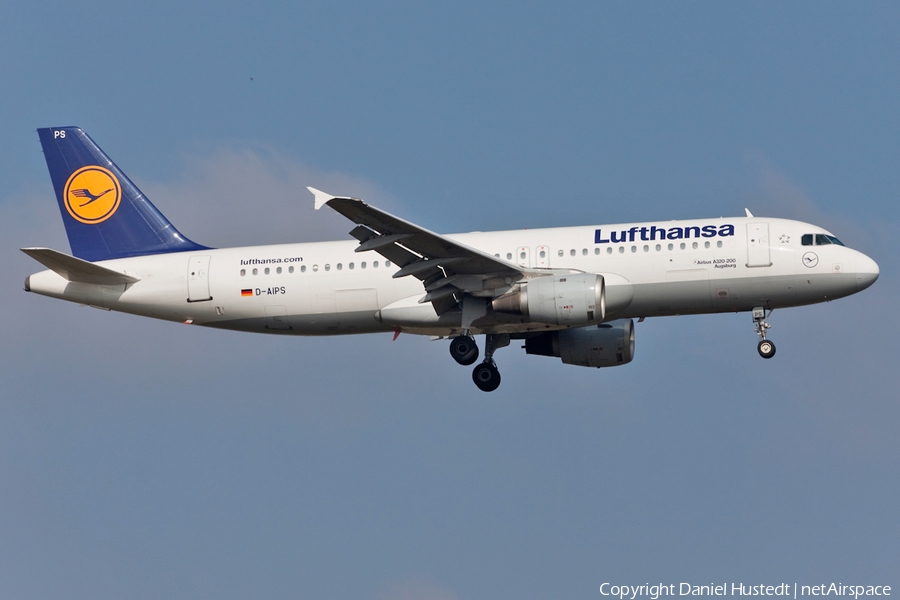 Lufthansa Airbus A320-211 (D-AIPS) | Photo 495986