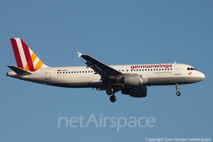 Germanwings Airbus A320-211 (D-AIPT) | Photo 74298