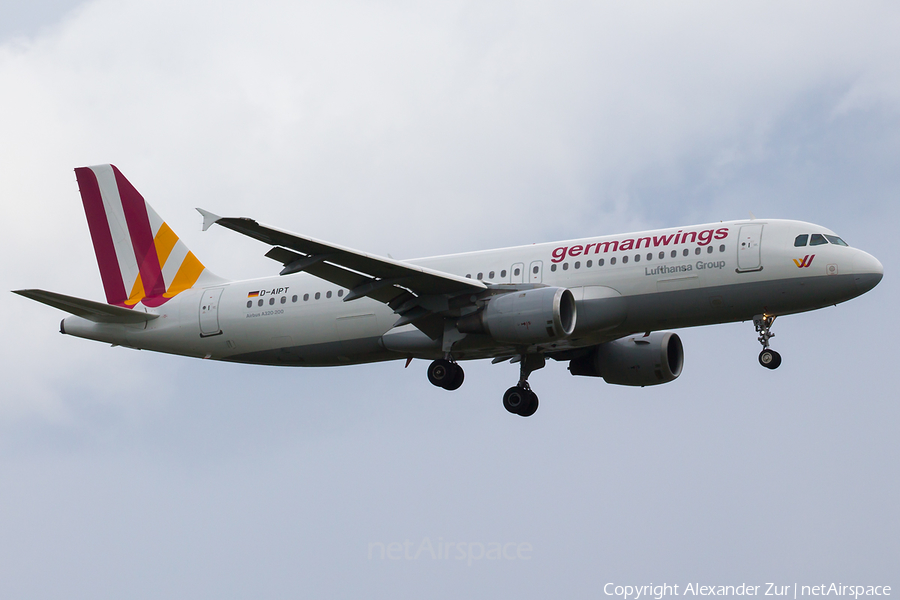 Germanwings Airbus A320-211 (D-AIPT) | Photo 409788