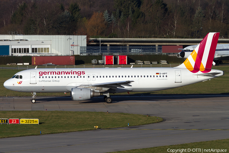 Germanwings Airbus A320-211 (D-AIPT) | Photo 524546