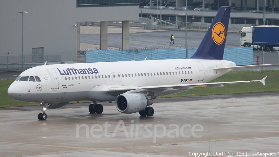 Lufthansa Airbus A320-211 (D-AIPT) | Photo 209941