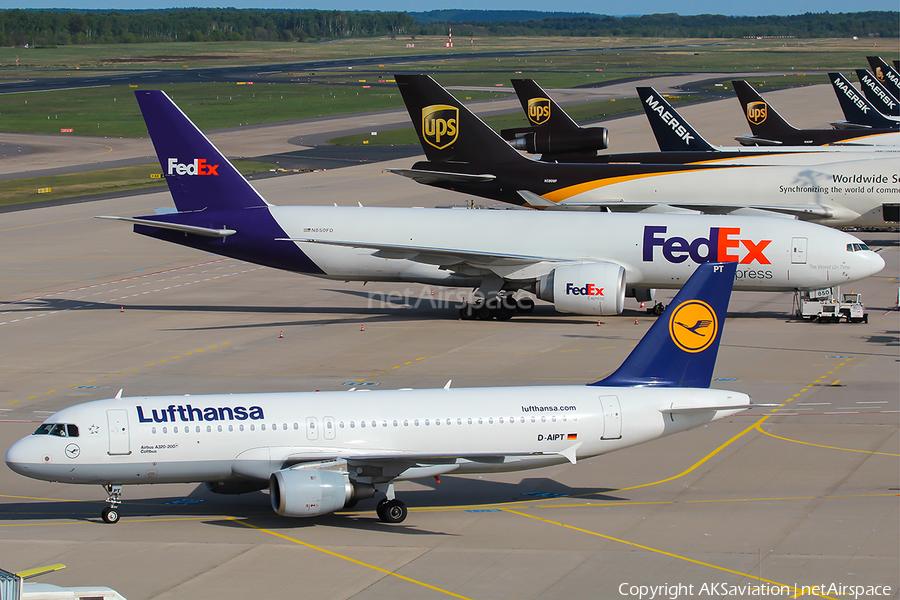 Lufthansa Airbus A320-211 (D-AIPT) | Photo 310984