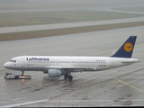 Lufthansa Airbus A320-211 (D-AIPT) at  Cologne/Bonn, Germany