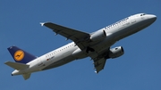 Lufthansa Airbus A320-211 (D-AIPT) at  Dusseldorf - International, Germany