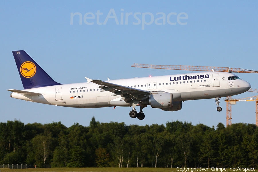 Lufthansa Airbus A320-211 (D-AIPT) | Photo 34028