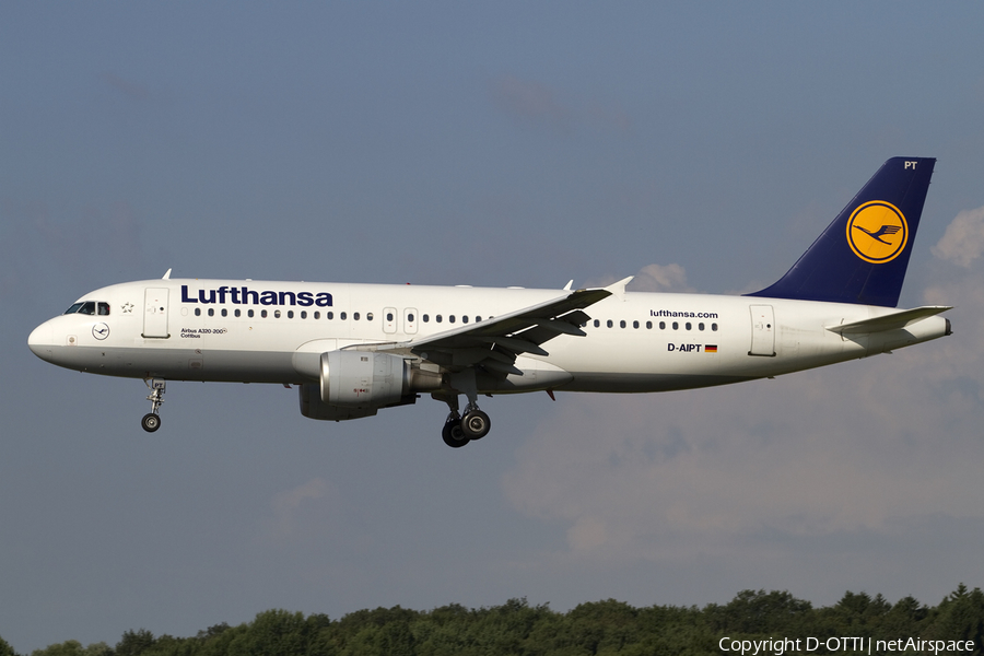 Lufthansa Airbus A320-211 (D-AIPT) | Photo 413859