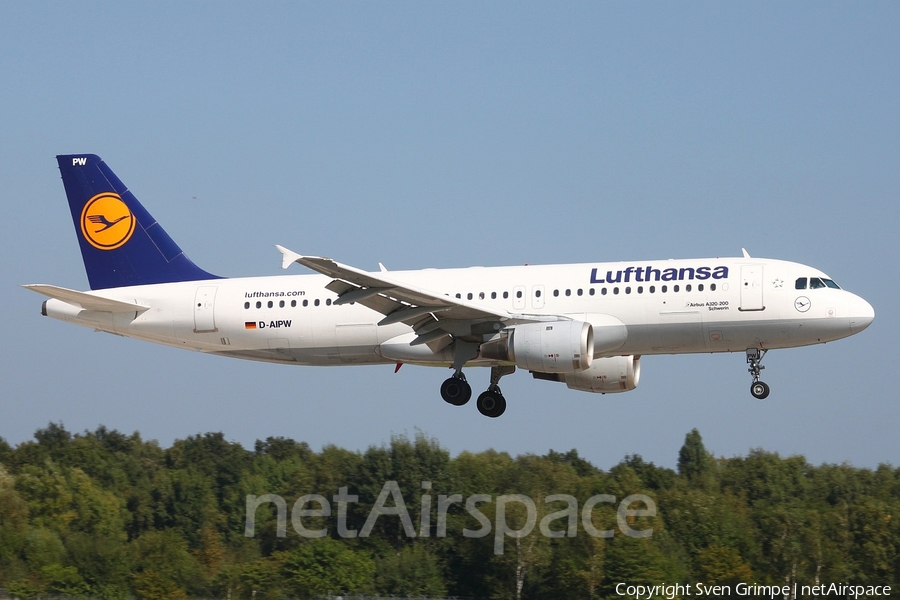 Lufthansa Airbus A320-211 (D-AIPW) | Photo 32748