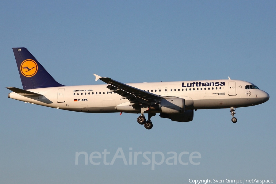 Lufthansa Airbus A320-211 (D-AIPX) | Photo 19685