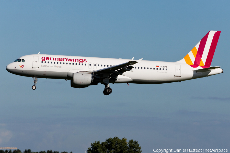 Germanwings Airbus A320-211 (D-AIPY) | Photo 489223