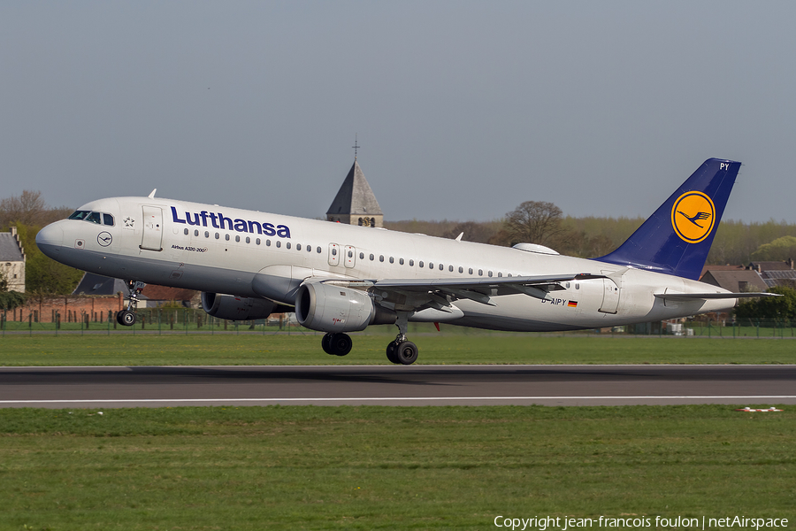 Lufthansa Airbus A320-211 (D-AIPY) | Photo 238632
