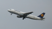 Lufthansa Airbus A320-211 (D-AIPY) at  Dusseldorf - International, Germany