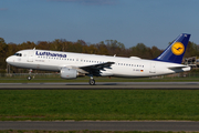 Lufthansa Airbus A320-211 (D-AIPZ) at  Hamburg - Fuhlsbuettel (Helmut Schmidt), Germany