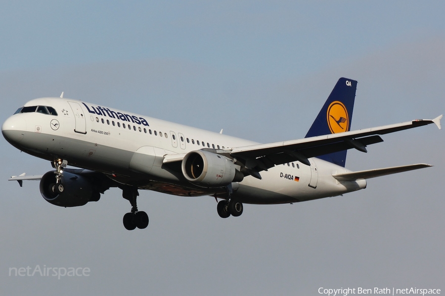Lufthansa Airbus A320-211 (D-AIQA) | Photo 34223