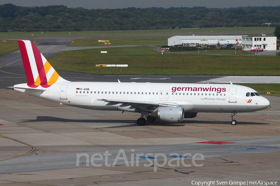 Germanwings Airbus A320-211 (D-AIQB) | Photo 186216