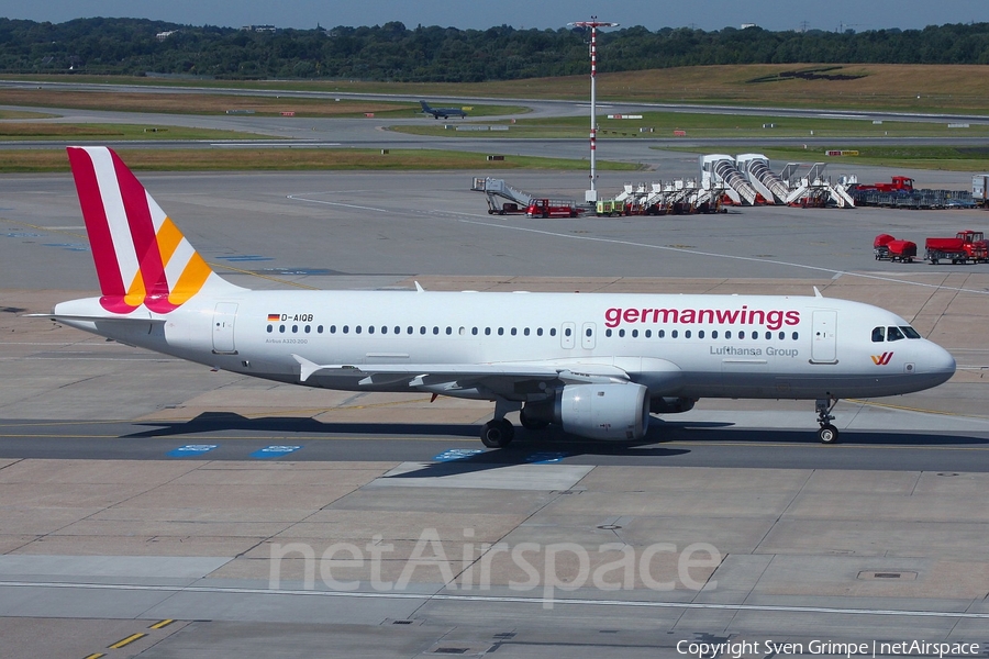 Germanwings Airbus A320-211 (D-AIQB) | Photo 51144
