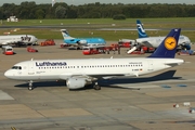 Lufthansa Airbus A320-211 (D-AIQC) at  Hamburg - Fuhlsbuettel (Helmut Schmidt), Germany