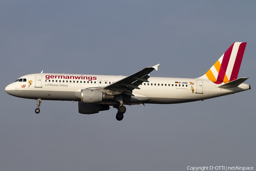 Germanwings Airbus A320-211 (D-AIQD) | Photo 473614
