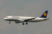 Lufthansa Airbus A320-211 (D-AIQD) at  Frankfurt am Main, Germany