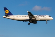 Lufthansa Airbus A320-211 (D-AIQD) at  Hamburg - Fuhlsbuettel (Helmut Schmidt), Germany