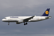 Lufthansa Airbus A320-211 (D-AIQE) at  Stockholm - Arlanda, Sweden
