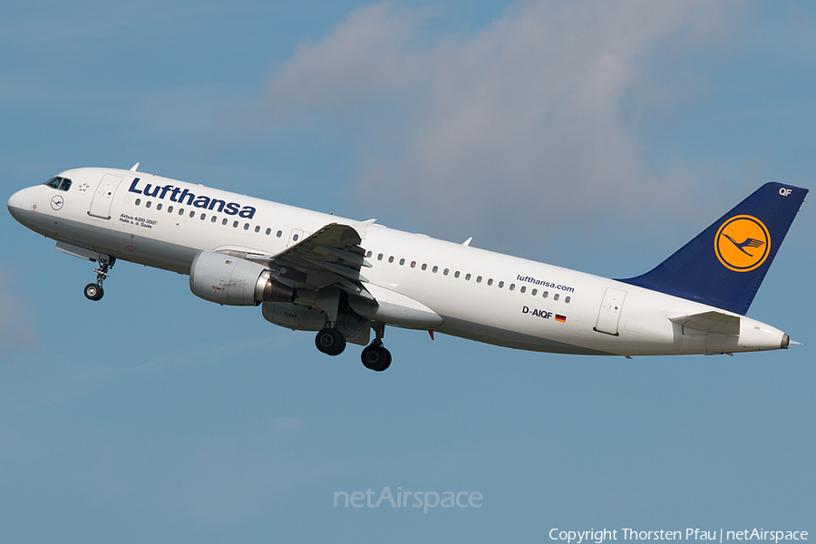 Lufthansa Airbus A320-211 (D-AIQF) | Photo 61375