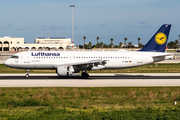 Lufthansa Airbus A320-211 (D-AIQF) at  Luqa - Malta International, Malta