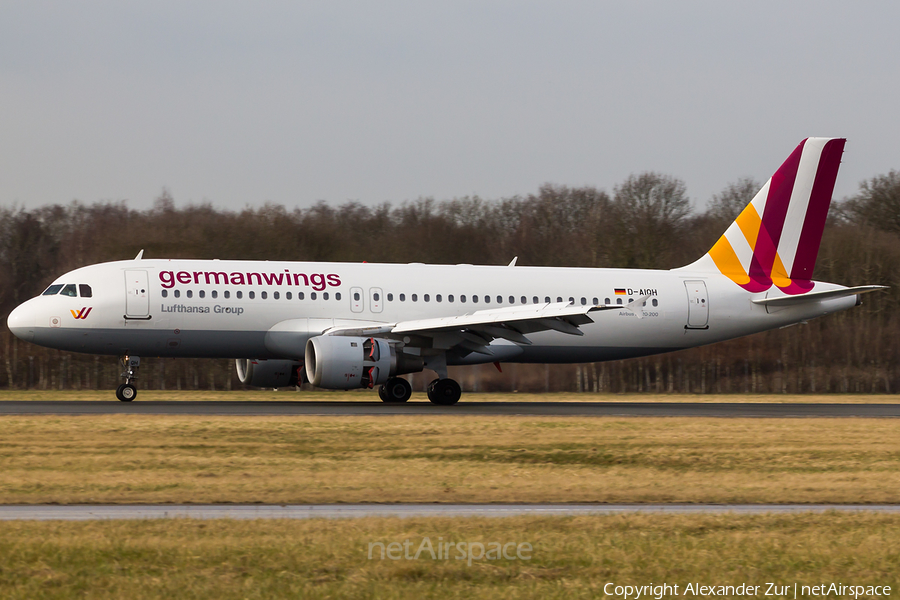 Germanwings Airbus A320-211 (D-AIQH) | Photo 389553