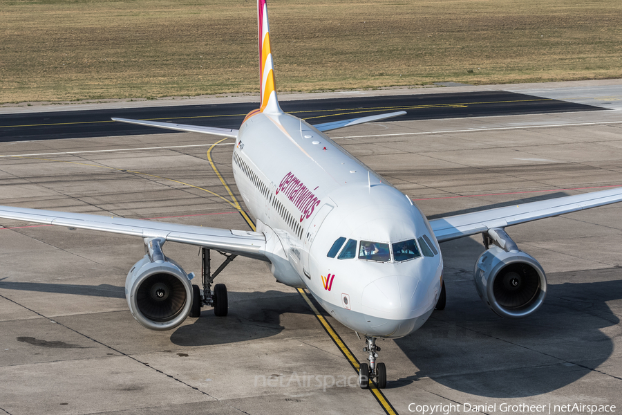 Germanwings Airbus A320-211 (D-AIQH) | Photo 86100