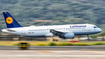 Lufthansa Airbus A320-211 (D-AIQH) at  Bilbao - Sondica, Spain