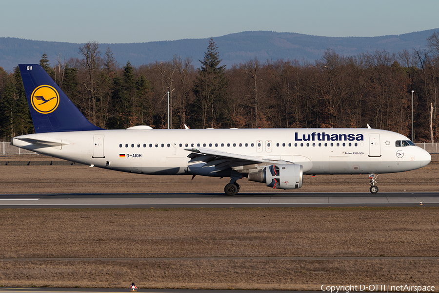 Lufthansa Airbus A320-211 (D-AIQH) | Photo 298854