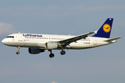 Lufthansa Airbus A320-211 (D-AIQH) at  Hamburg - Fuhlsbuettel (Helmut Schmidt), Germany
