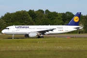 Lufthansa Airbus A320-211 (D-AIQH) at  Hamburg - Fuhlsbuettel (Helmut Schmidt), Germany