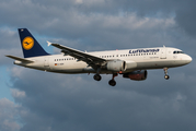 Lufthansa Airbus A320-211 (D-AIQH) at  Hamburg - Fuhlsbuettel (Helmut Schmidt), Germany