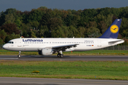 Lufthansa Airbus A320-211 (D-AIQH) at  Hamburg - Fuhlsbuettel (Helmut Schmidt), Germany