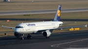 Lufthansa Airbus A320-211 (D-AIQK) at  Dusseldorf - International, Germany