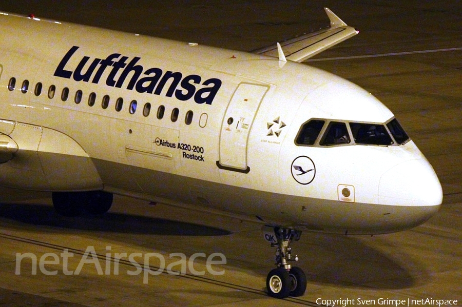 Lufthansa Airbus A320-211 (D-AIQK) | Photo 35959