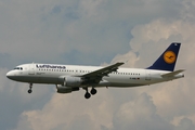 Lufthansa Airbus A320-211 (D-AIQL) at  Frankfurt am Main, Germany