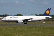 Lufthansa Airbus A320-211 (D-AIQL) at  Hamburg - Fuhlsbuettel (Helmut Schmidt), Germany